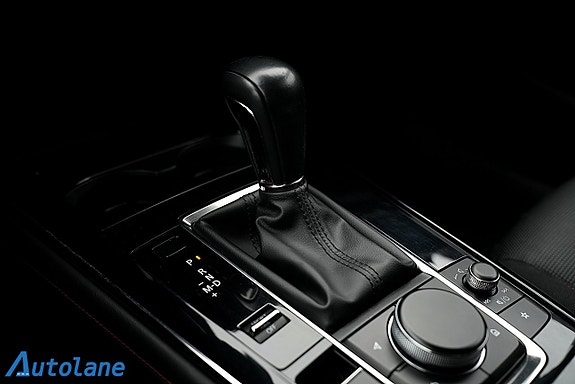 Mazda CX-30 25 of 29