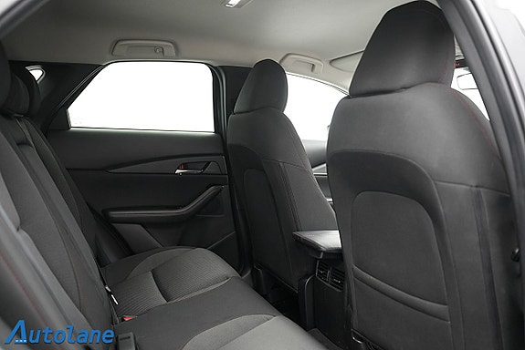 Mazda CX-30 27 of 29
