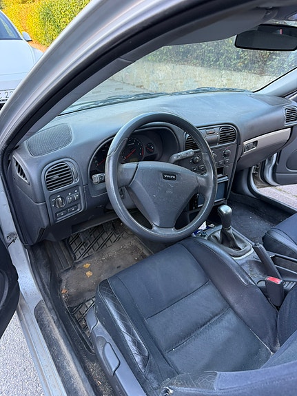 Volvo V40 8 of 9