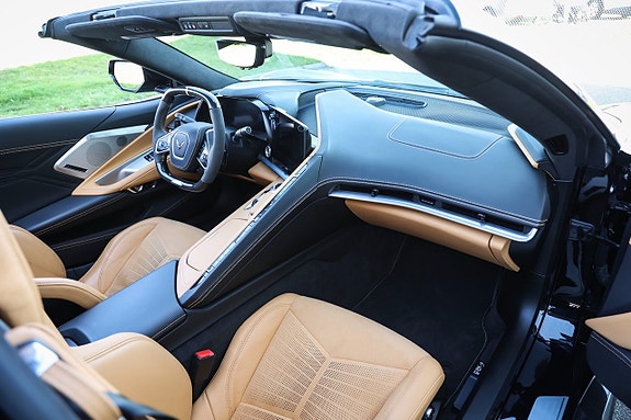 Chevrolet Corvette 28 of 30
