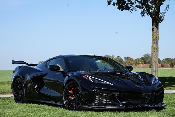 Chevrolet Corvette 8 of 30