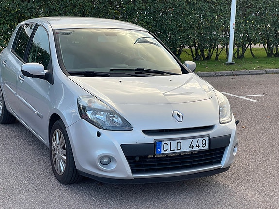 Renault Clio 3 of 9