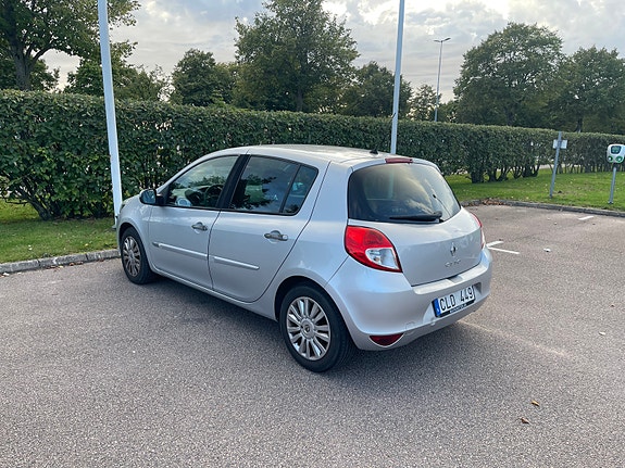 Renault Clio 4 of 9