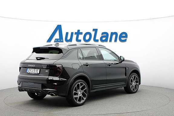 Lynk & Co 01 8 of 30