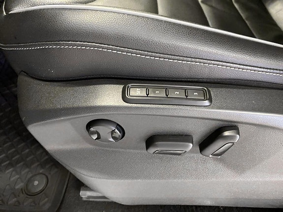 Volkswagen Tiguan 22 of 24