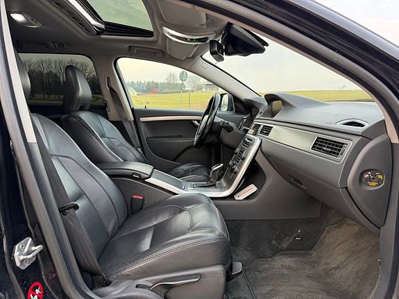 Volvo XC70 7 of 20