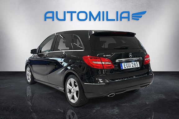 Mercedes-Benz B180 9 of 14