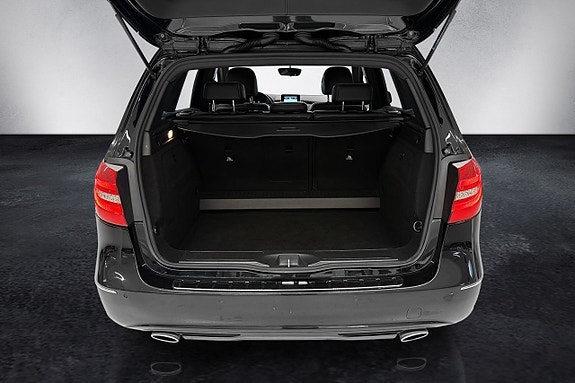 Mercedes-Benz B180 11 of 14