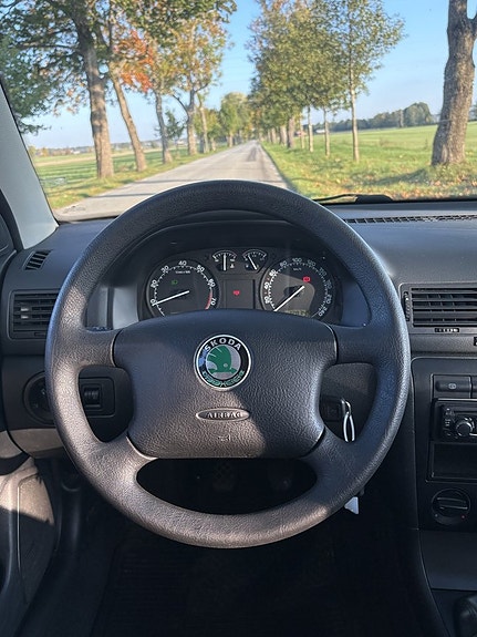 Skoda Octavia 12 of 20