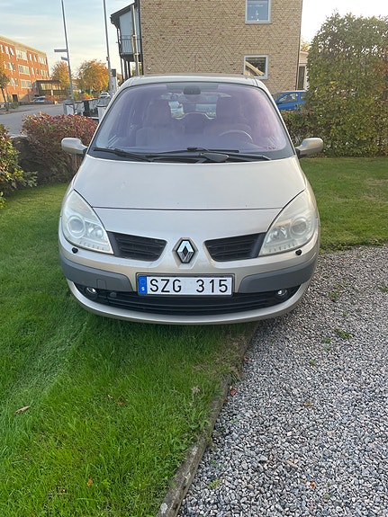 Renault Scenic II 4 of 6