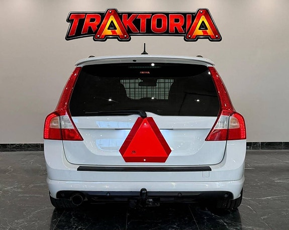 Volvo V70 6 of 11