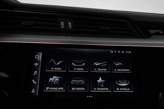 Audi Q8 e-tron 18 of 30