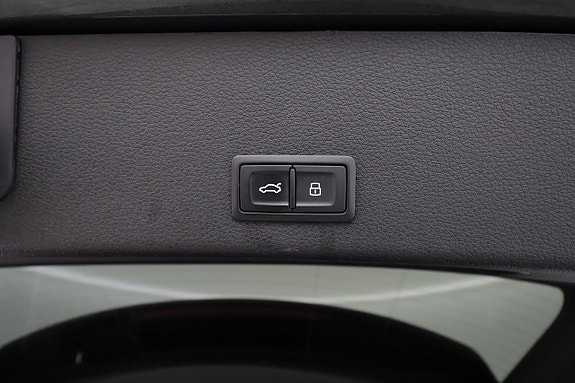 Audi Q8 e-tron 30 of 30