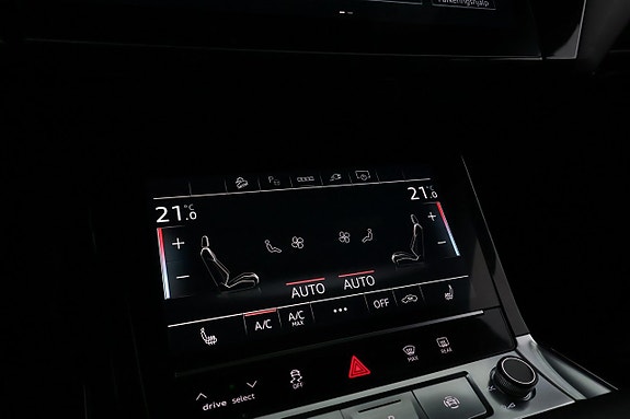 Audi Q8 e-tron 24 of 30