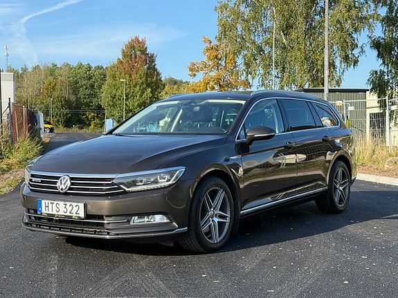 Volkswagen Passat 10 of 30