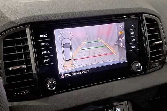 Skoda Karoq 12 of 17