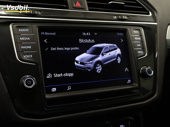 Volkswagen Tiguan 18 of 29