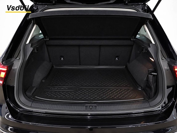 Volkswagen Tiguan 27 of 29