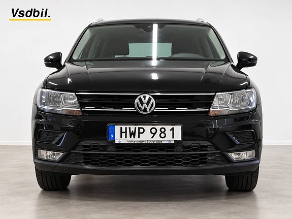 Volkswagen Tiguan 2 of 29