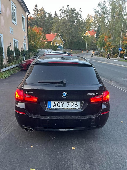 BMW 520d 2 of 7