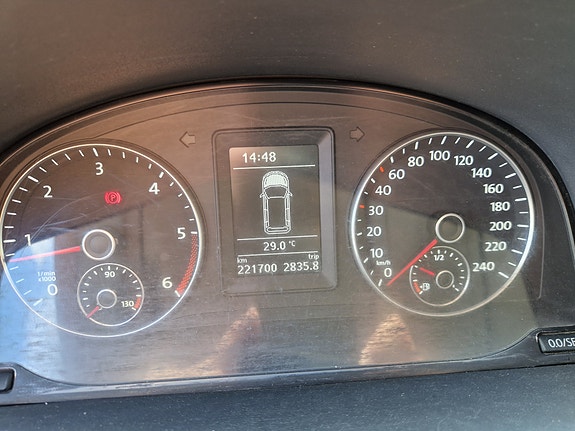 Volkswagen Caddy Maxi 8 of 8