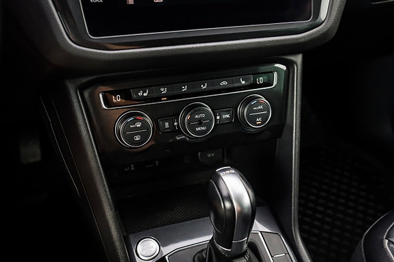 Volkswagen Tiguan 15 of 24