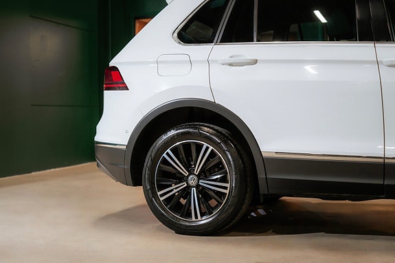Volkswagen Tiguan 8 of 24