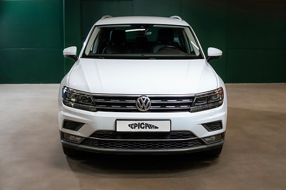 Volkswagen Tiguan 5 of 24