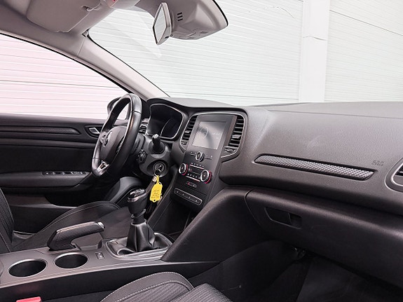 Renault Megane 13 of 15