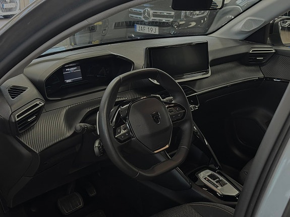 Peugeot 208 14 of 20