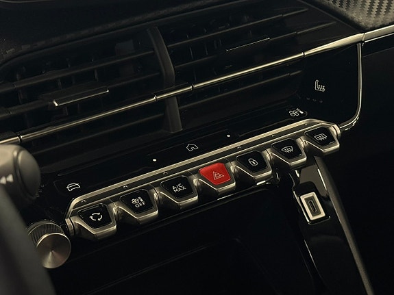 Peugeot 208 11 of 20