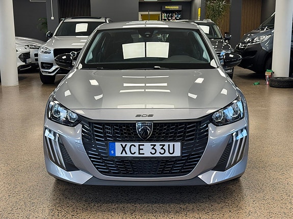 Peugeot 208 2 of 20