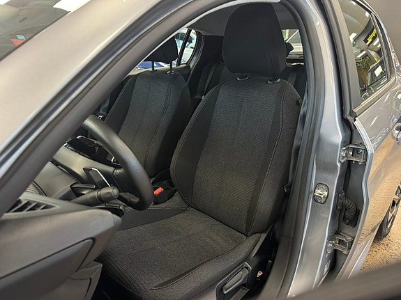 Peugeot 208 16 of 20