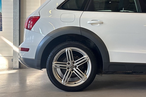 Audi Q5 12 of 24