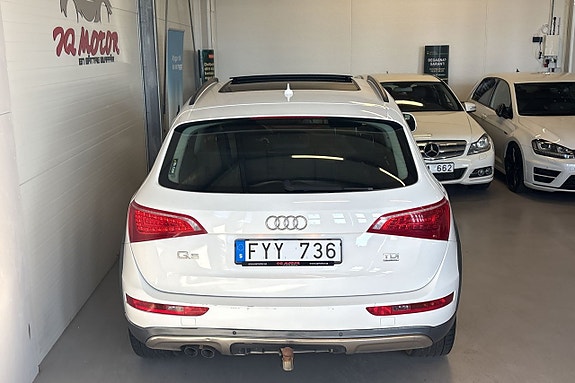 Audi Q5 10 of 24