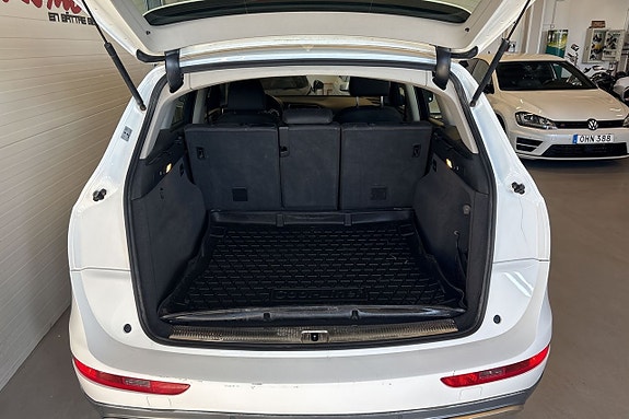 Audi Q5 11 of 24