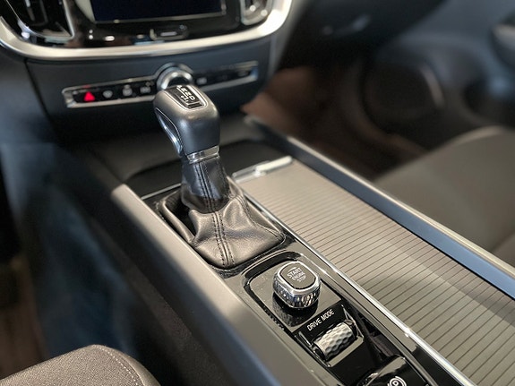 Volvo V60 21 of 25
