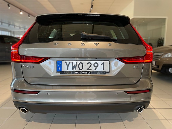Volvo V60 5 of 25