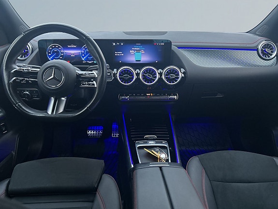Mercedes-Benz EQA250+ 7 of 23