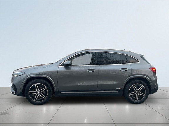 Mercedes-Benz EQA250+ 3 of 23