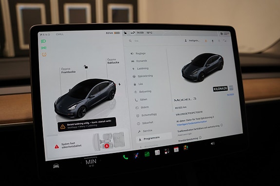 Tesla Model 3 15 of 23