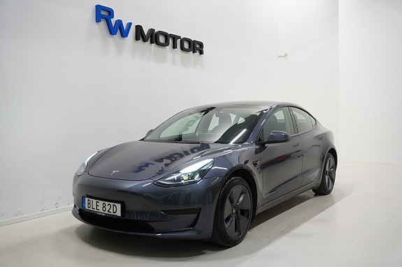Tesla Model 3 3 of 23