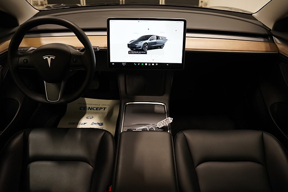 Tesla Model 3 12 of 23