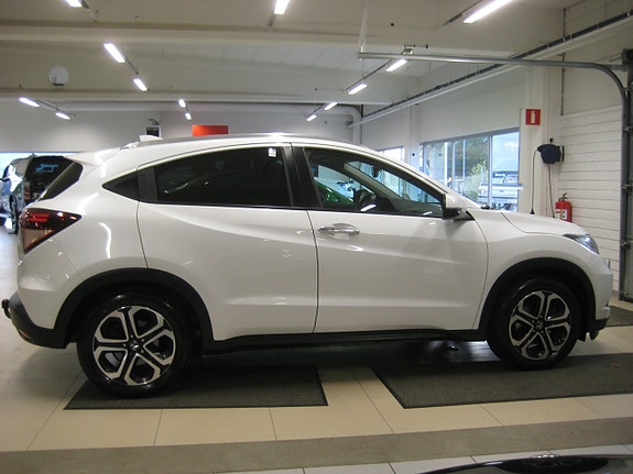 Honda HR-V 2 of 14