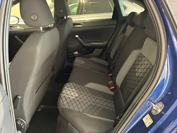 Volkswagen Taigo 12 of 14