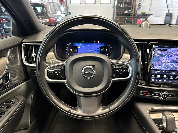 Volvo V90 Cross Country 19 of 30