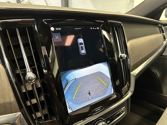 Volvo V90 Cross Country 28 of 30