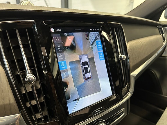 Volvo V90 Cross Country 27 of 30