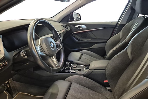 BMW 118i 12 of 18