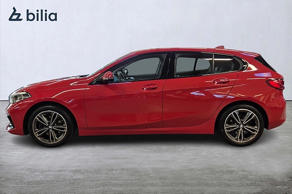BMW 118i 3 of 18